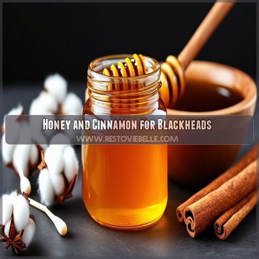 Honey and Cinnamon for Blackheads