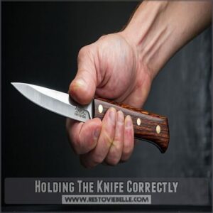 Holding The Knife Correctly