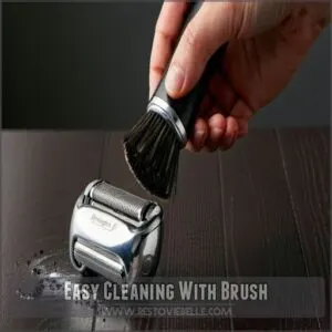 Easy Cleaning With Brush